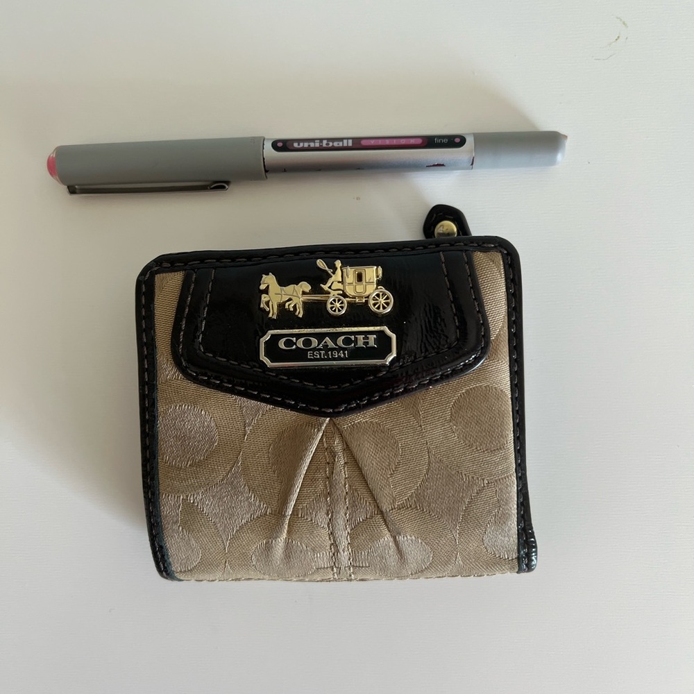 Small Coach Wallet - Picture 4 of 5